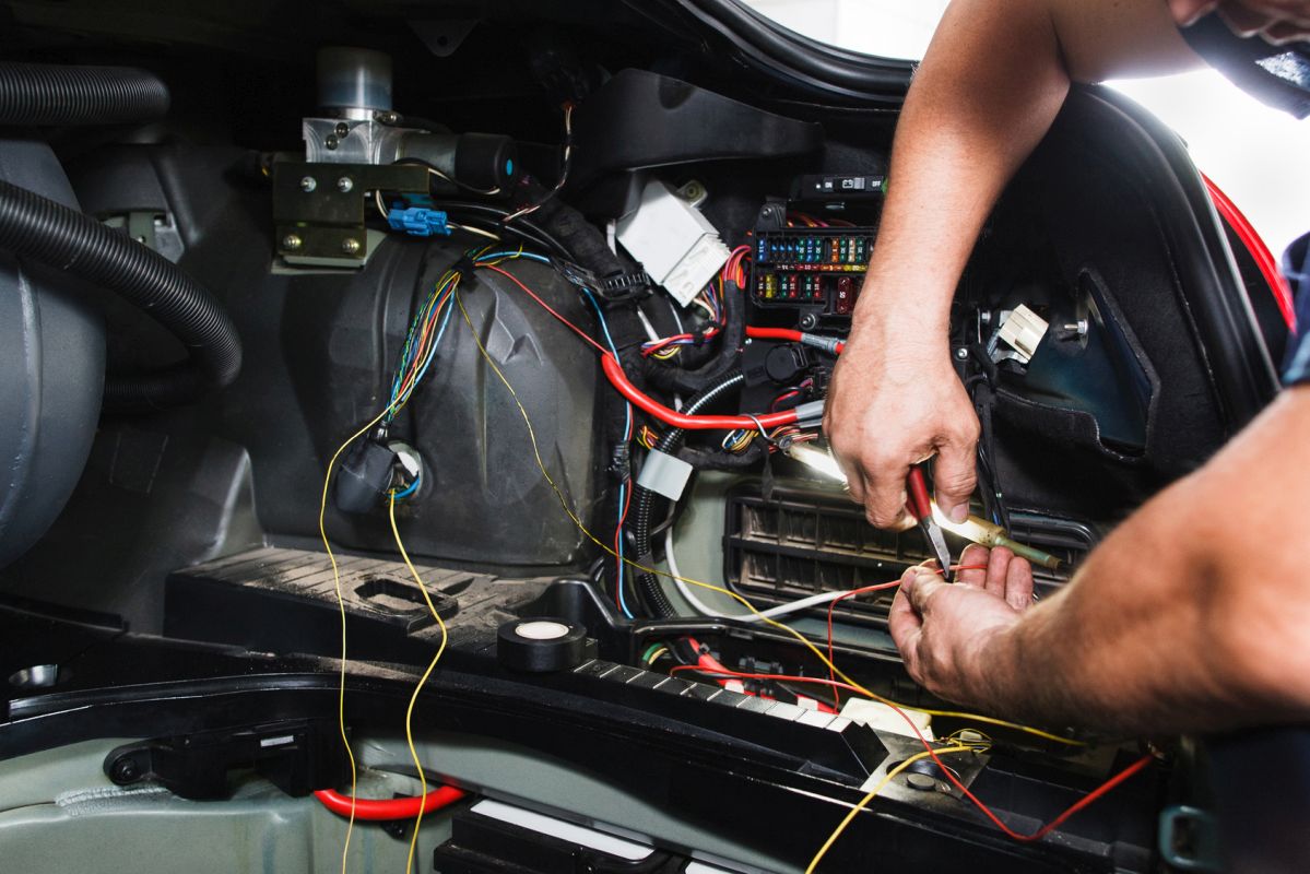 Chip tuning silników samochodowych w warsztacie